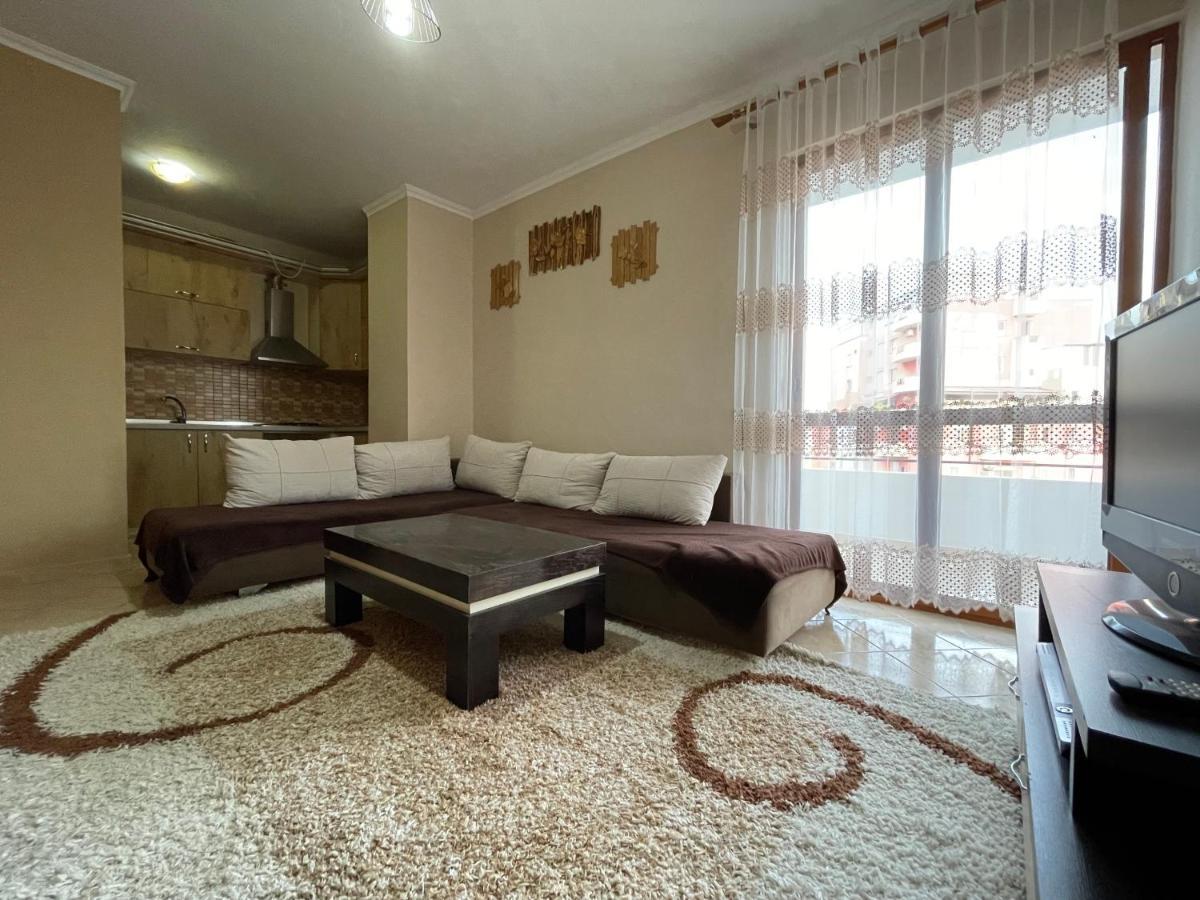 B&B - Private Rooms 2 Tiranë Eksteriør bilde
