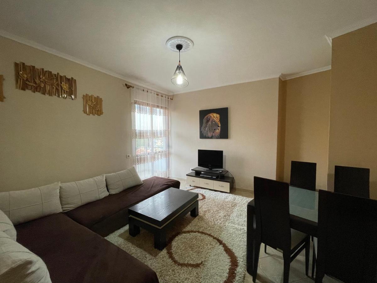 B&B - Private Rooms 2 Tiranë Eksteriør bilde